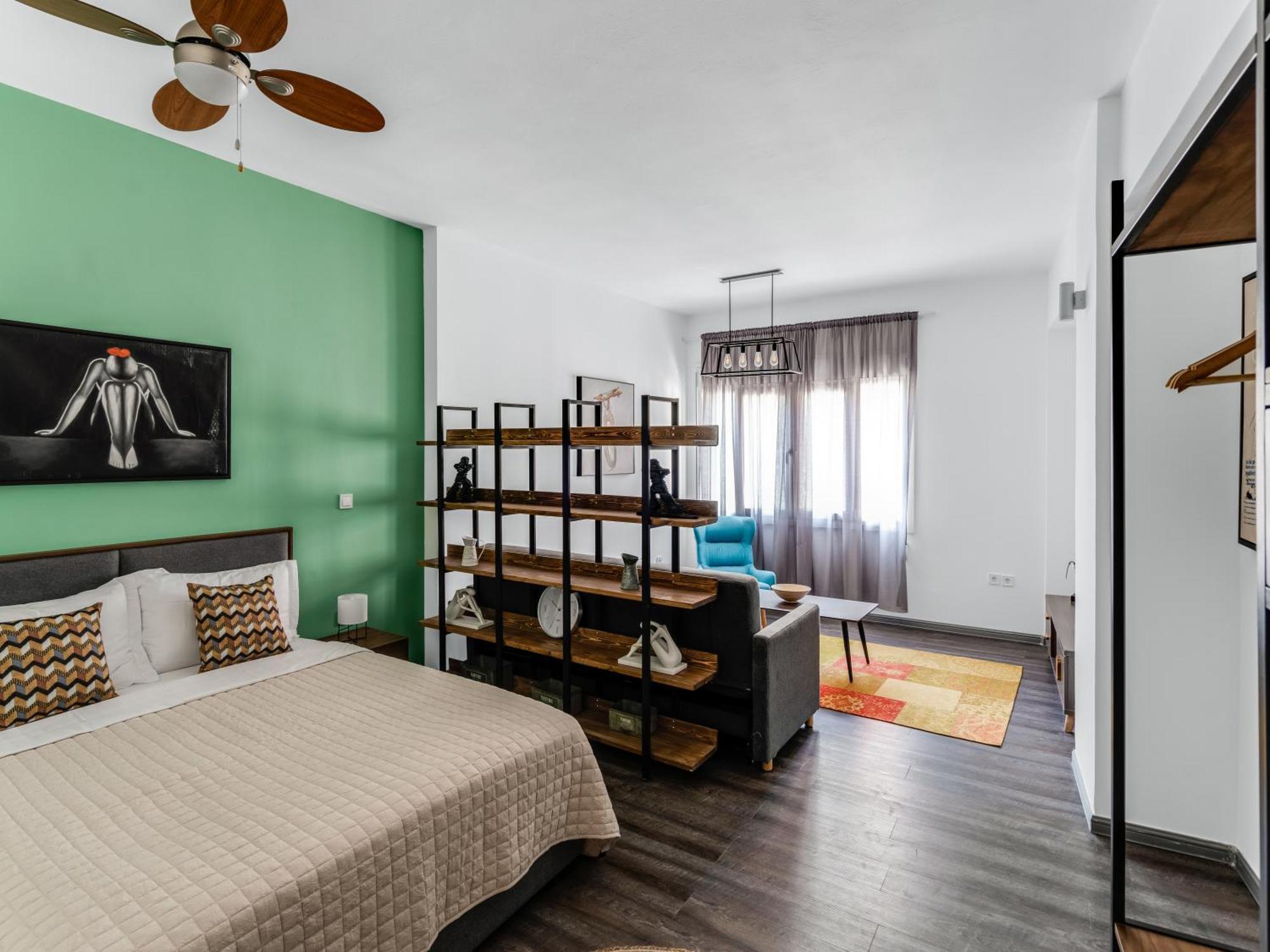 Yalarent Luxury Apartments In The Heart Of The City Афины Экстерьер фото